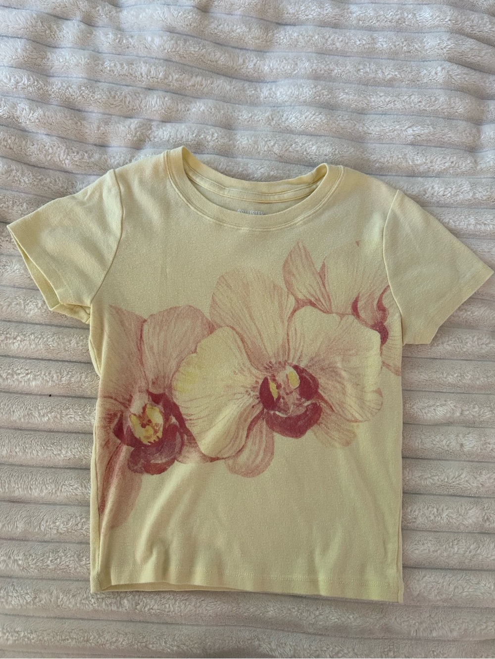 Hollister Yellow Floral Orchid Baby Tee Size XS